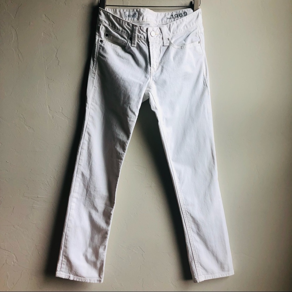 Gap Real Straight Cropped White Jeans